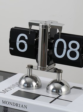 。创意自动翻页时钟摆件家居客厅电视柜办公室电脑桌面科技感装m