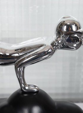 简约现代样板间酒柜儿童房飞行人摆件创意游泳运动员雕塑软装饰品