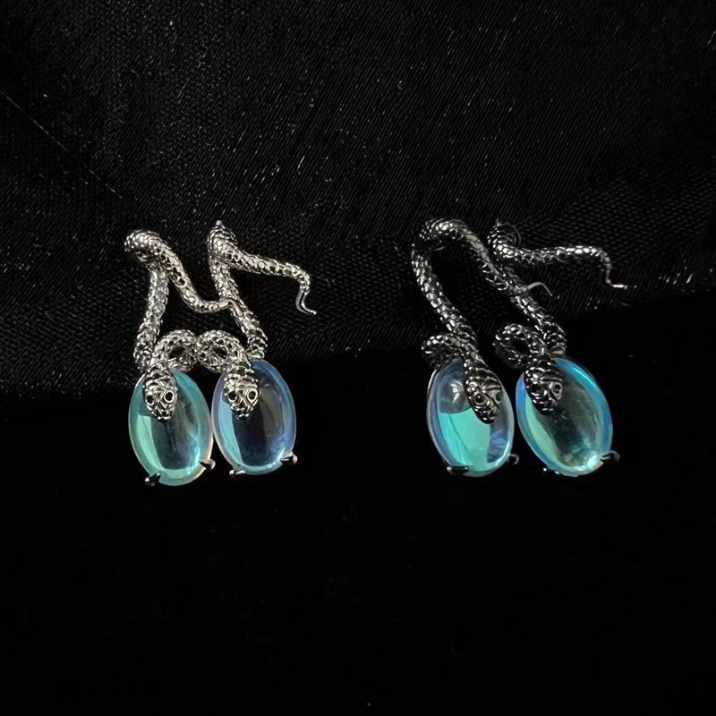 推荐Unique niche moonstone serpentine earrings for women - 图2