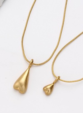 日系冷淡风爱心项链简约复古叠戴锁骨链J小众高级感桃心吊坠毛衣