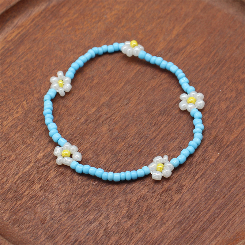 推荐Cute Daisy Flower Beaded Bracelet For Women Fashion Bohe - 图2