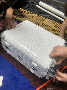 行李箱贴膜c耐磨透明保护膜防水尘30寸网红24寸拉杆旅行箱贴纸大
