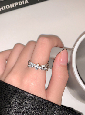 小众设计轻奢f在逃公主闺蜜戒指独特冷淡风指环银色新款食指戒女