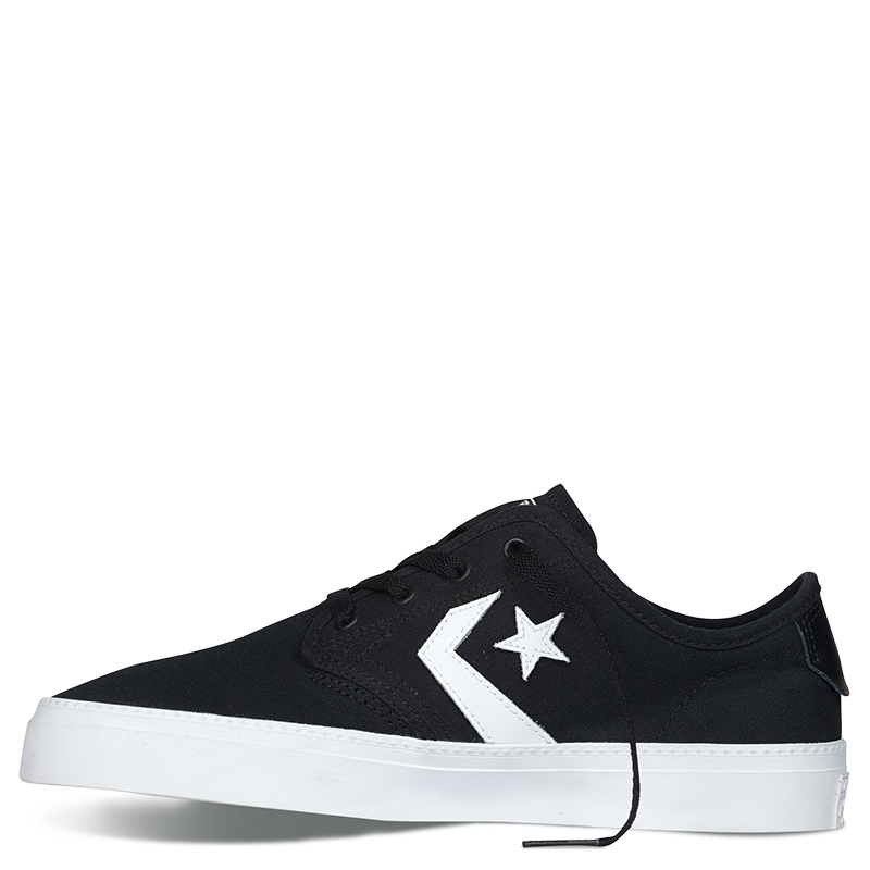 converse zakim low canvas trainers