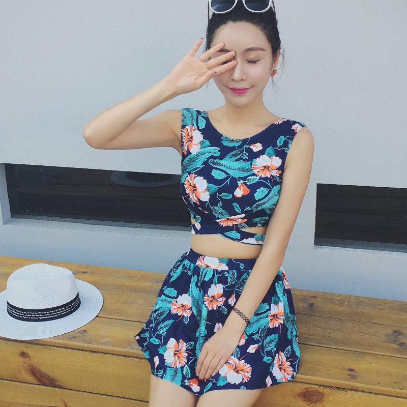 ladies skirt swimsuit