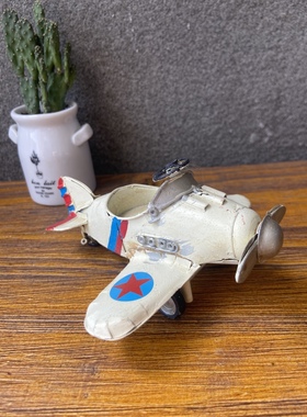 复古铁艺小飞机滑翔机直升机小摆件儿童房装修隔板咖啡店摆件模型