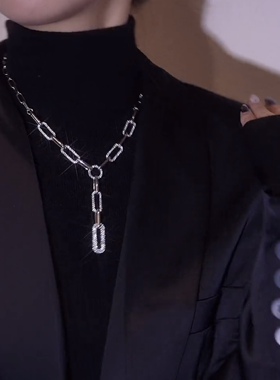 金属链条项链个性毛衣链气质颈链网红锁骨链简约小众设计女潮吊坠