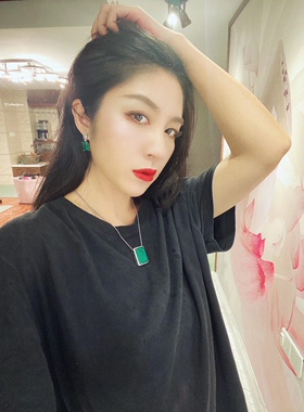 祖母绿送女友礼物耳环
