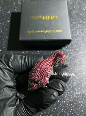 欧美珠宝满钻粉色吊坠