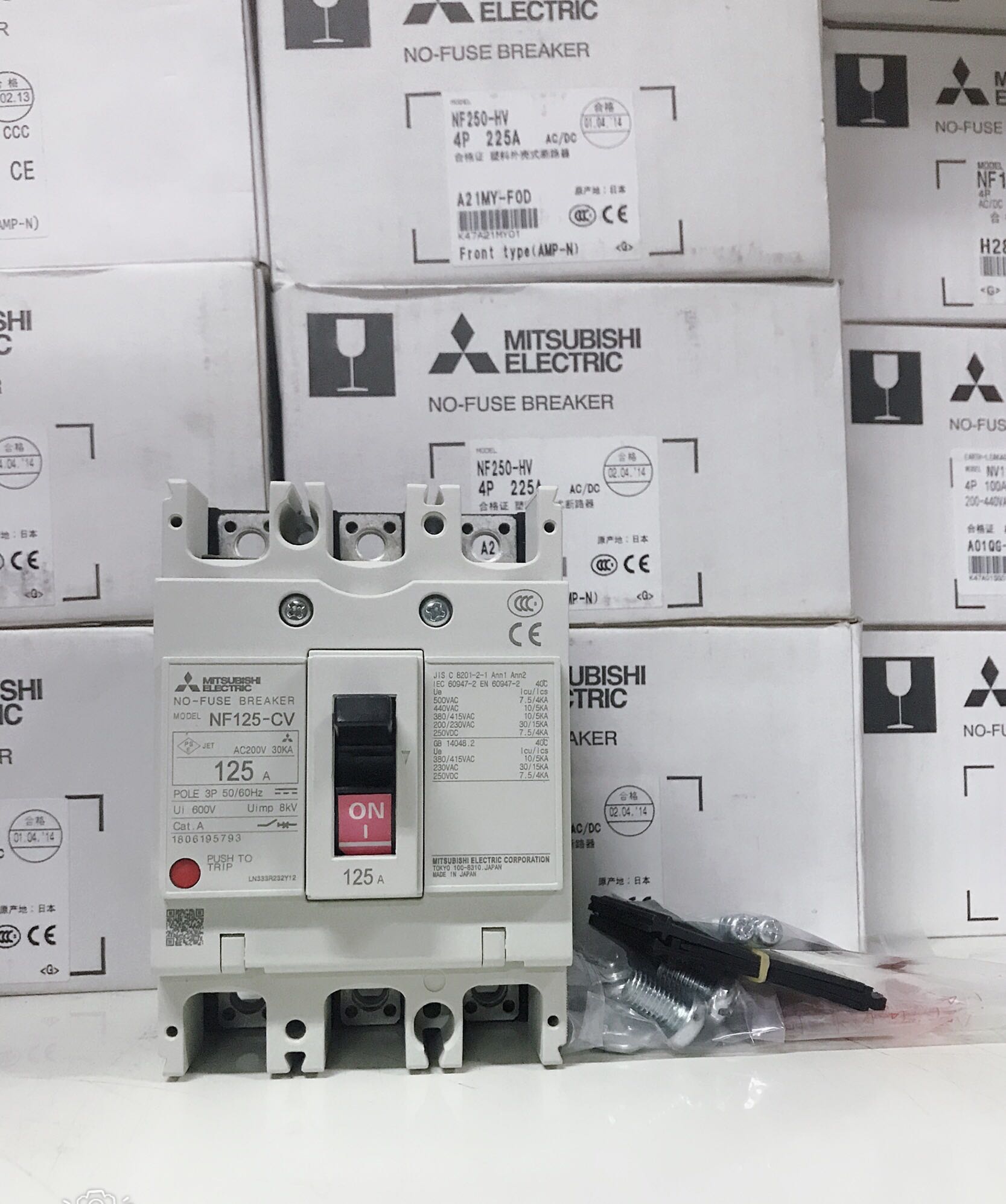 MCCB正品塑壳断路器NF125SV SW，CP3P100A80a63a50a10kA400V - 图1