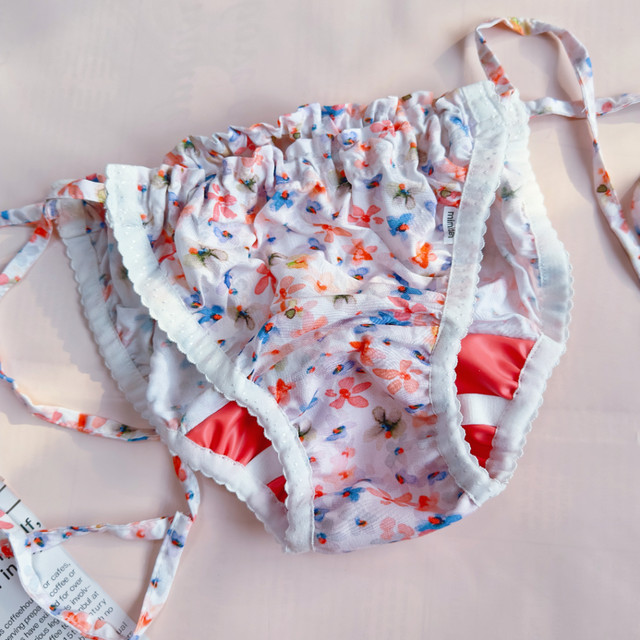 Rubber sanitary belt menstrual style Japanese briefs