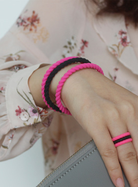 时尚麻花手环情人节礼物多色弹力运动硅胶多巴胺网红钥匙圈小红书