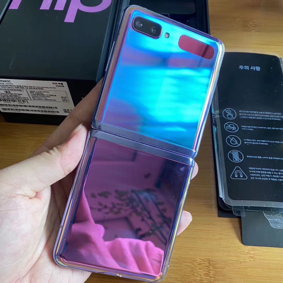 代折叠手机 2 F7000 SM Flip Z Galaxy 三星 Samsung 现货 f7000 三星 代折叠手机 2 F7000 SM Flip Z Galaxy 三星 Samsung 现货 f7000 三星