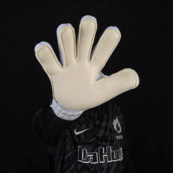 Children and adults goalkeeper gloves with finger protection