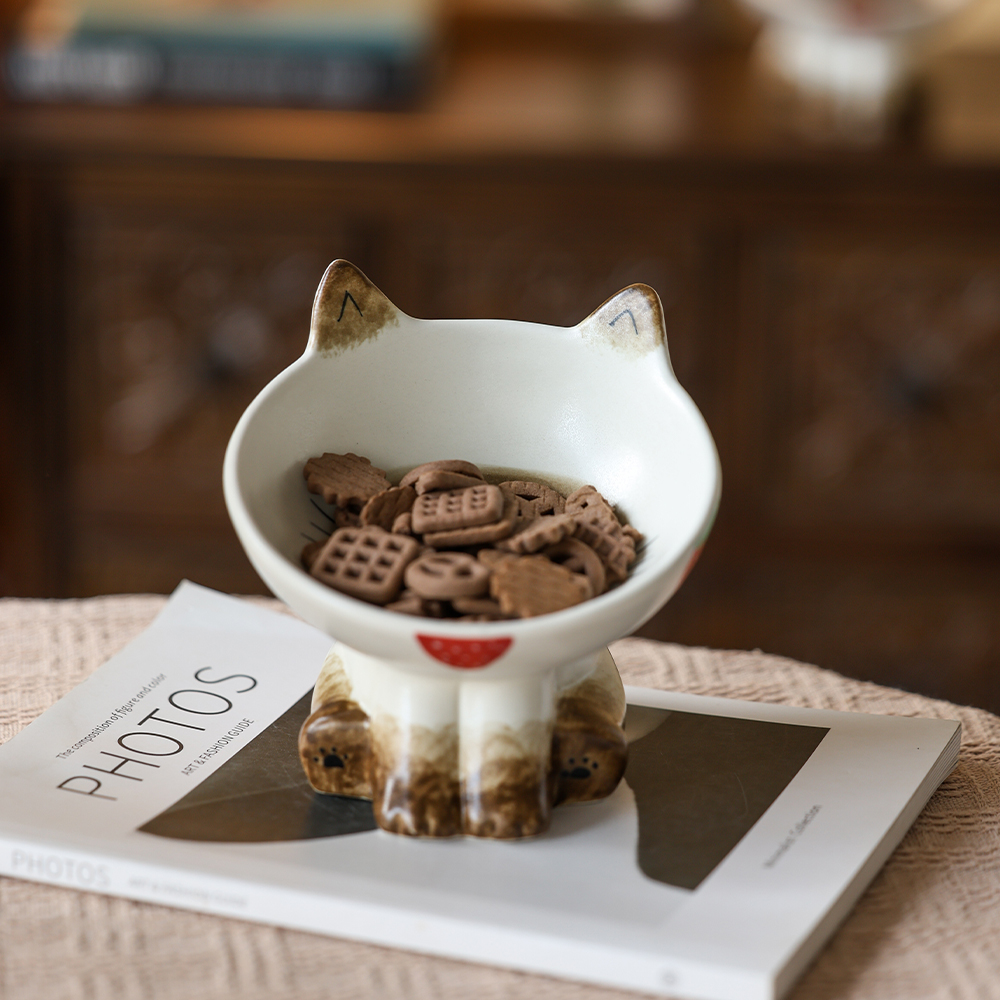 猫碗陶瓷高脚保护颈椎防打翻大口径碗斜口猫粮碗狗碗猫食盆宠物碗 - 图1