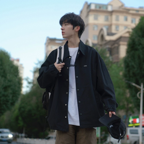 Оригинальная дизайнерская демисезонная универсальная куртка