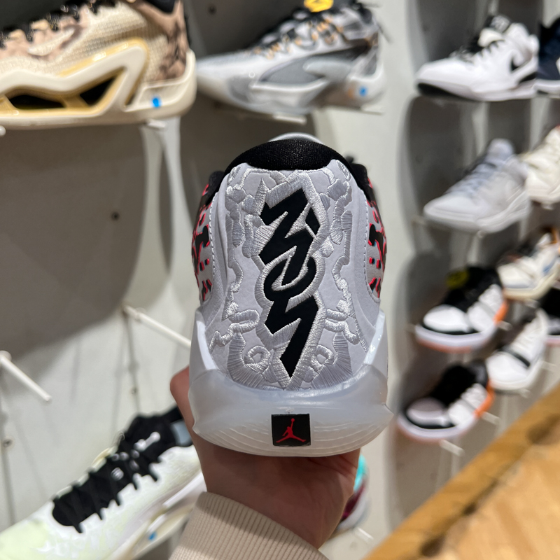 Nike耐克JORDAN男鞋2024春新款防滑透气实战运动篮球鞋FZ1319-060-图2