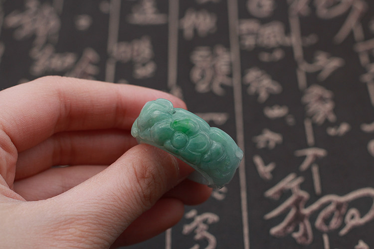 Myanmar A-grade waxy green jade ring with free shipping
