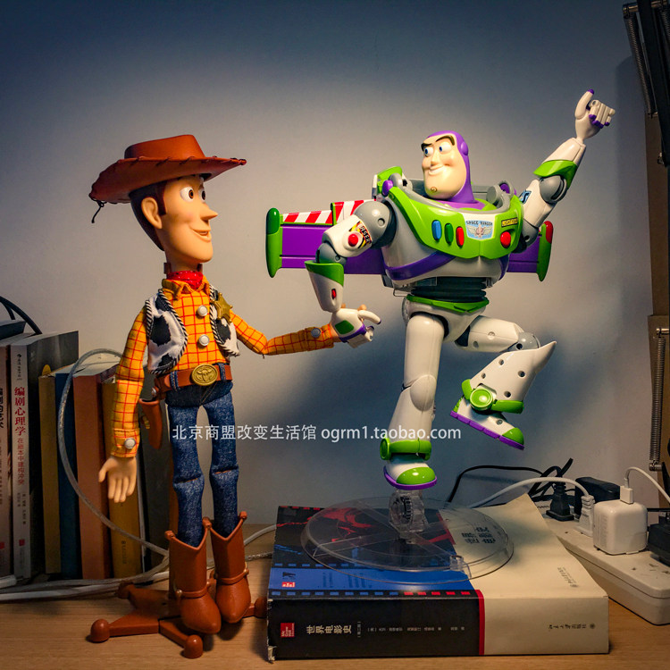 玩具总动员20周年微笑胡迪警长美国迪士尼拉线说话电影原大Woody