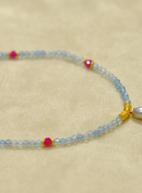 海蓝宝项链女款2026新款配饰珍珠高级感轻奢小众水晶颈链叠戴装饰