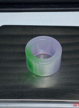 缅甸翡翠冰种戒指紫罗兰飘绿戒圈