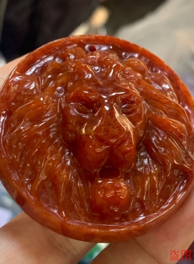 缅甸玉十二生肖虎玉吊坠男款