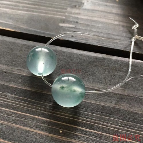 新品缅甸翡翠色珠子冰种飘花单珠散蓝花玉珠转运珠坠子锁骨链吊坠 - 图2