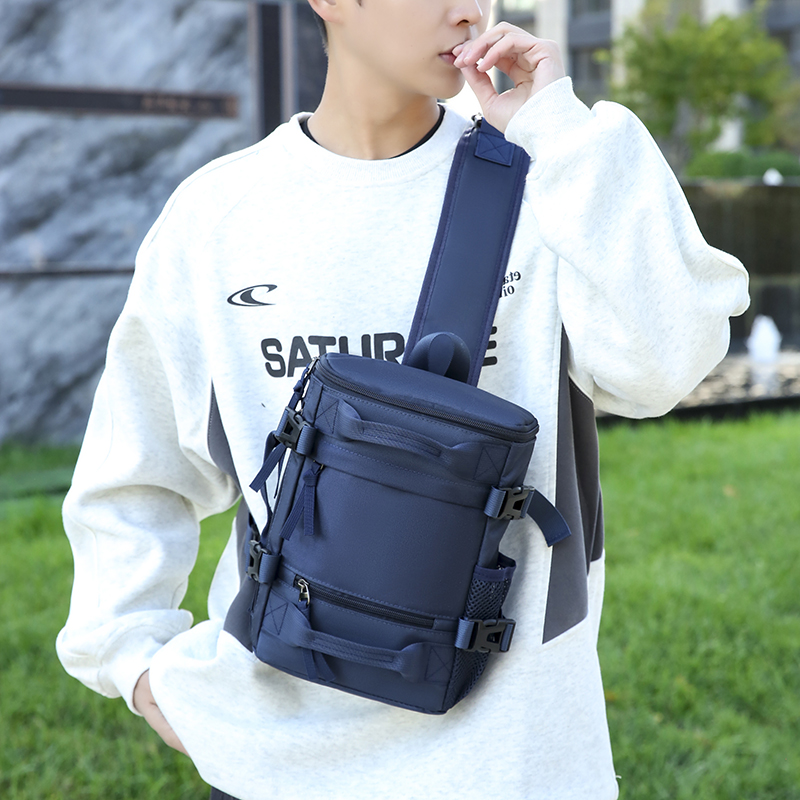 运动胸包韩版胸前斜挎包男女休闲手提包大容量单肩包个性旅行包 - 图1