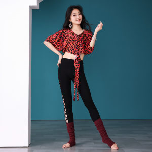 舞娘肚皮舞套装2024新款性感豹纹上衣裤子舞蹈初学者练习练功班服