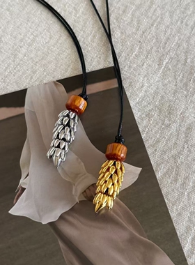 简约ins风金属银色花朵松果吊坠项链小众毛衣链百搭高级感卫衣链