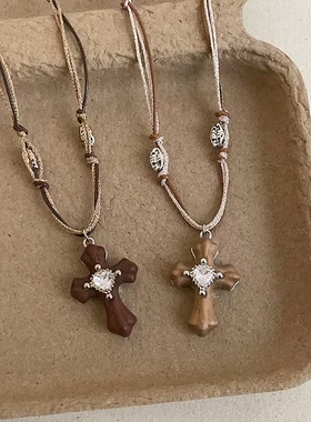 新中式复古木质十字架爱心编绳抽拉项链女高级时尚潮流颈链毛衣链