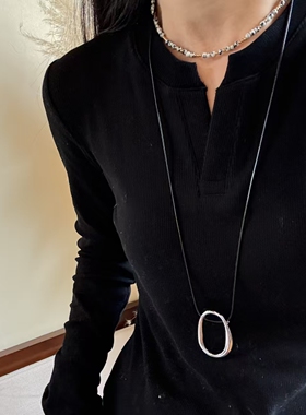 简约百搭休闲风银色椭圆项链韩系ins感吊坠气质抽拉小众毛衣链潮