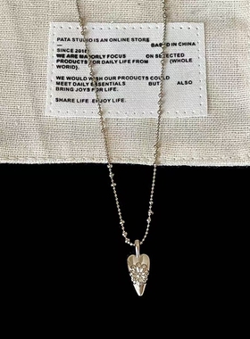 甜酷欧美咖金色缕空爱心星芒吊坠项链女复古轻奢时尚颈链锁骨链