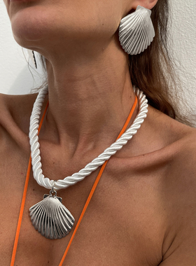 扇贝耳钉粗绳项链套装2026春季应季海边旅游女生度假搭配锁骨链潮