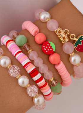 5件套珍珠草莓软陶手链套装 2026夏季新潮时尚小众设计百搭手饰品