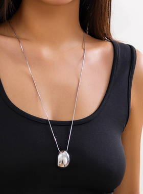 光面椭圆吊坠蛇骨链项链