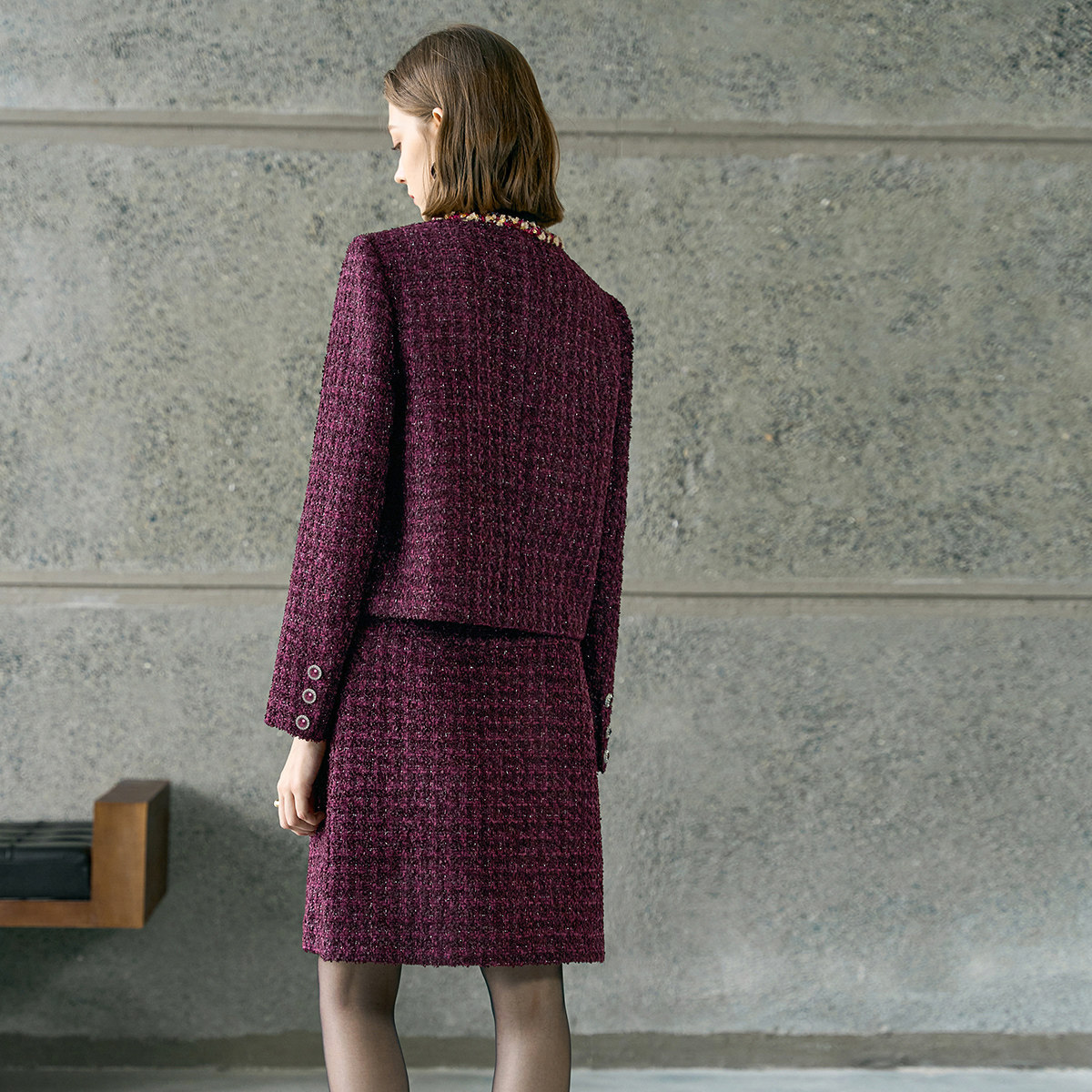 颜域酒红色小香风搭配一整套女冬2025新款毛呢外套半身裙两件套装,淘宝优惠券,粉丝福利购,淘宝优惠卷