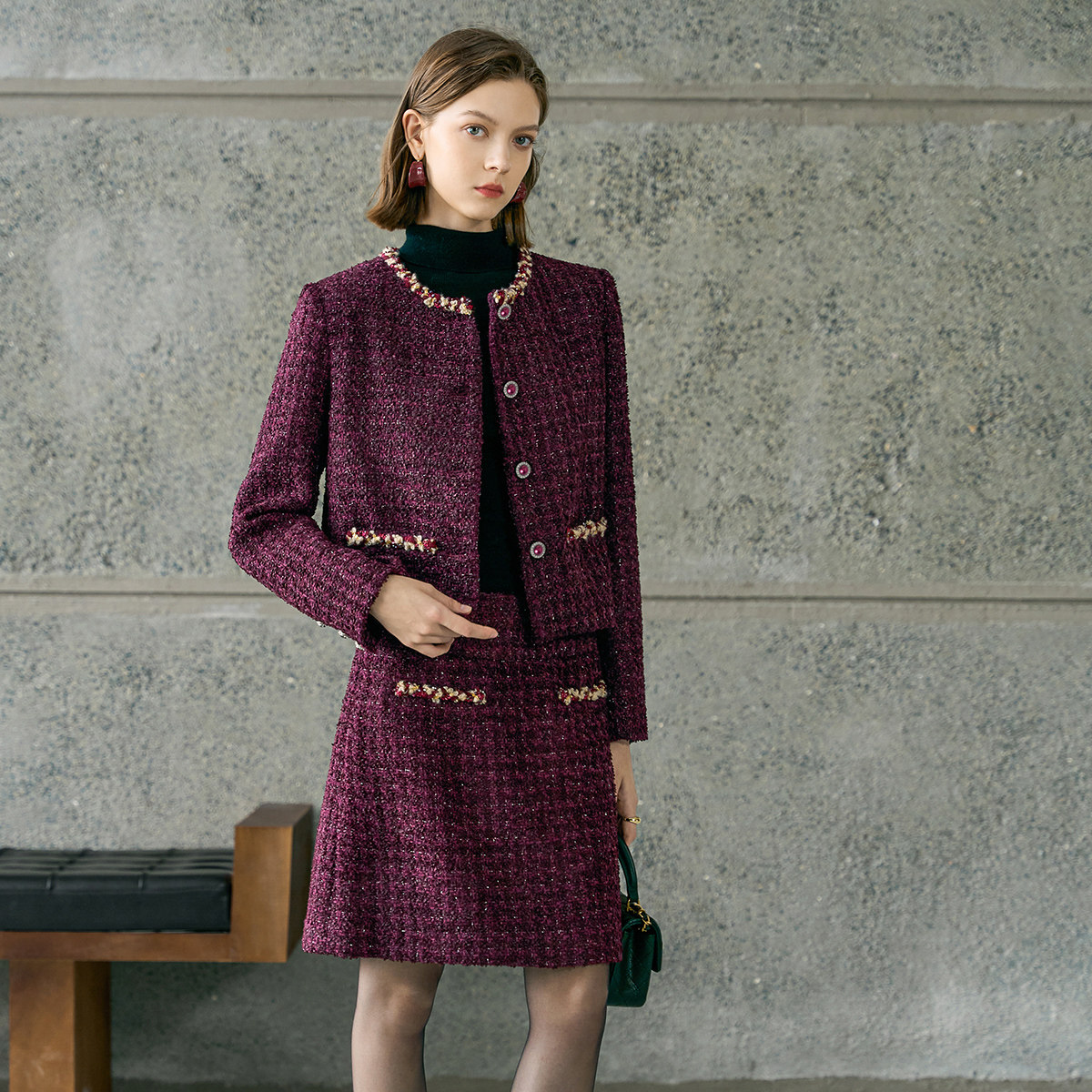 颜域酒红色小香风搭配一整套女冬2025新款毛呢外套半身裙两件套装,淘宝优惠券,粉丝福利购,淘宝优惠卷