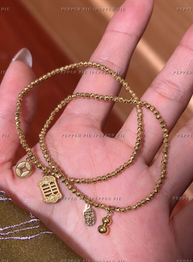 辣椒派洗澡免摘一起有钱花！爆闪算盘钱币纳福葫芦弹力手串女钛钢