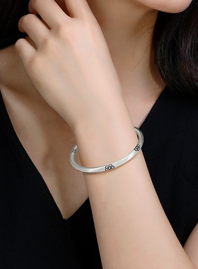 老江湖复古女纯银梅花手镯