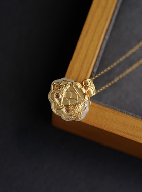 锁骨双面戴女士款鎏金小玉项链