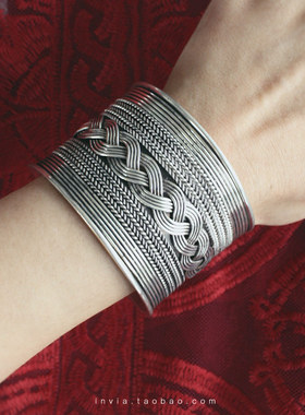 波西米亚风藏饰尼泊尔遮疤银镯