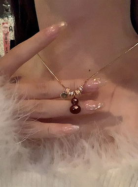 百搭单品复古红葫芦铜钱项链女