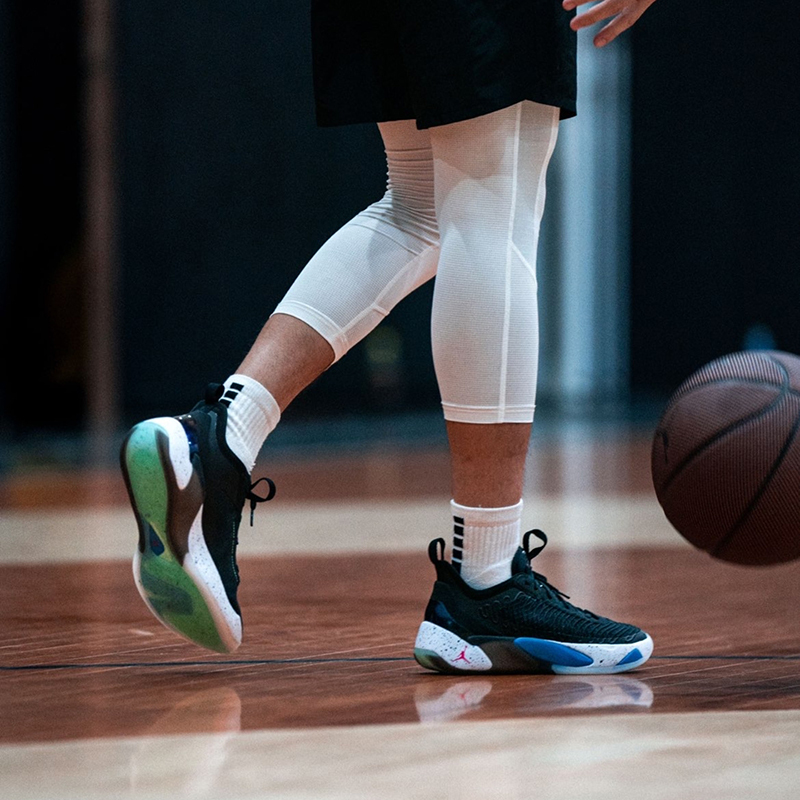 Air Jordan Luka 1 PF东契奇一代 首发黑蓝实战篮球鞋FB1800-004 - 图1
