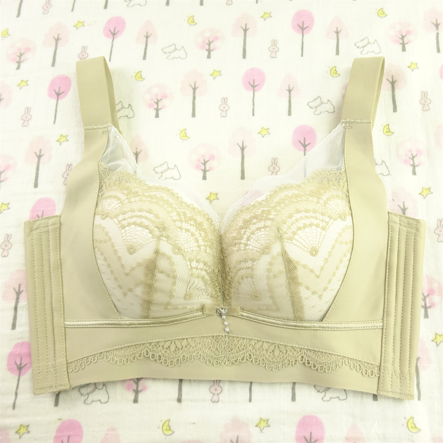 奇利芳9969无钢圈莫代尔B杯薄款文胸女薄棉聚拢收副乳调整型内衣,淘宝优惠券,粉丝福利购,淘宝优惠卷