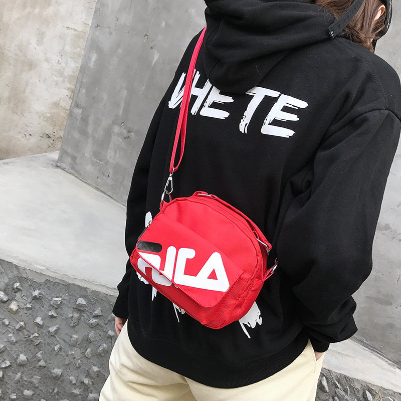 2020新款韩版潮流字母尼龙零钱包 莱媚女士包袋