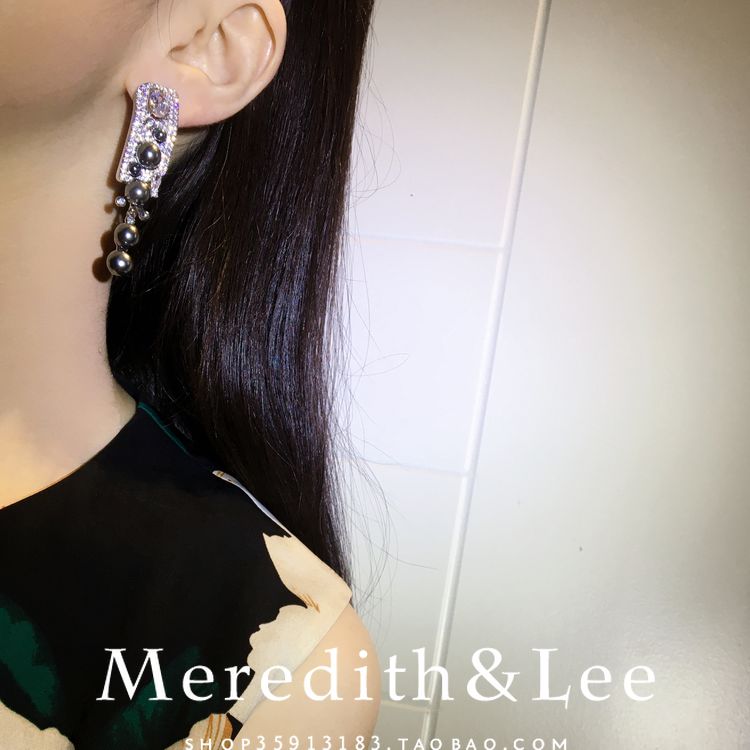 Meredith&Lee法式优雅高级感镶钻质感珍珠流苏气质百搭锆石耳环 - 图0