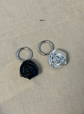 皮革玫瑰花优雅高级感手机挂饰简约折纸玫瑰包包挂件银色金属感
