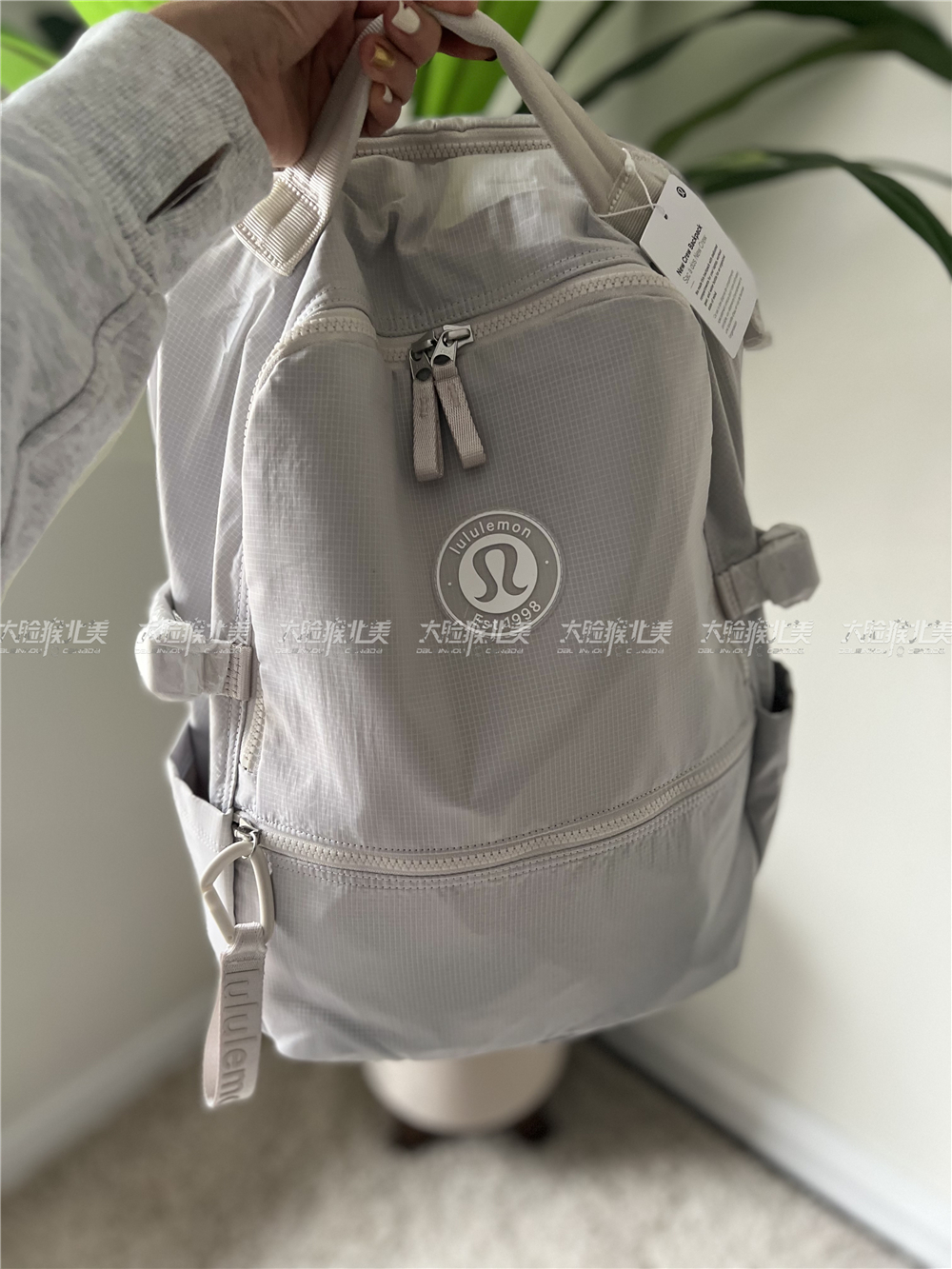 国现lululemon New Crew Backpack 22L瑜伽运动防水双肩背包男女