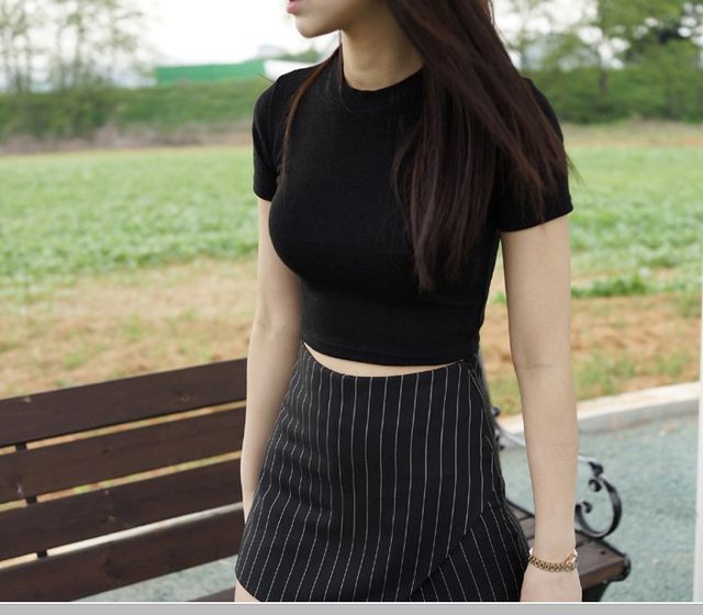 ເສື້ອຍືດແຂນສັ້ນ sexy ແອວສູງແອວສໍາລັບແມ່ຍິງ